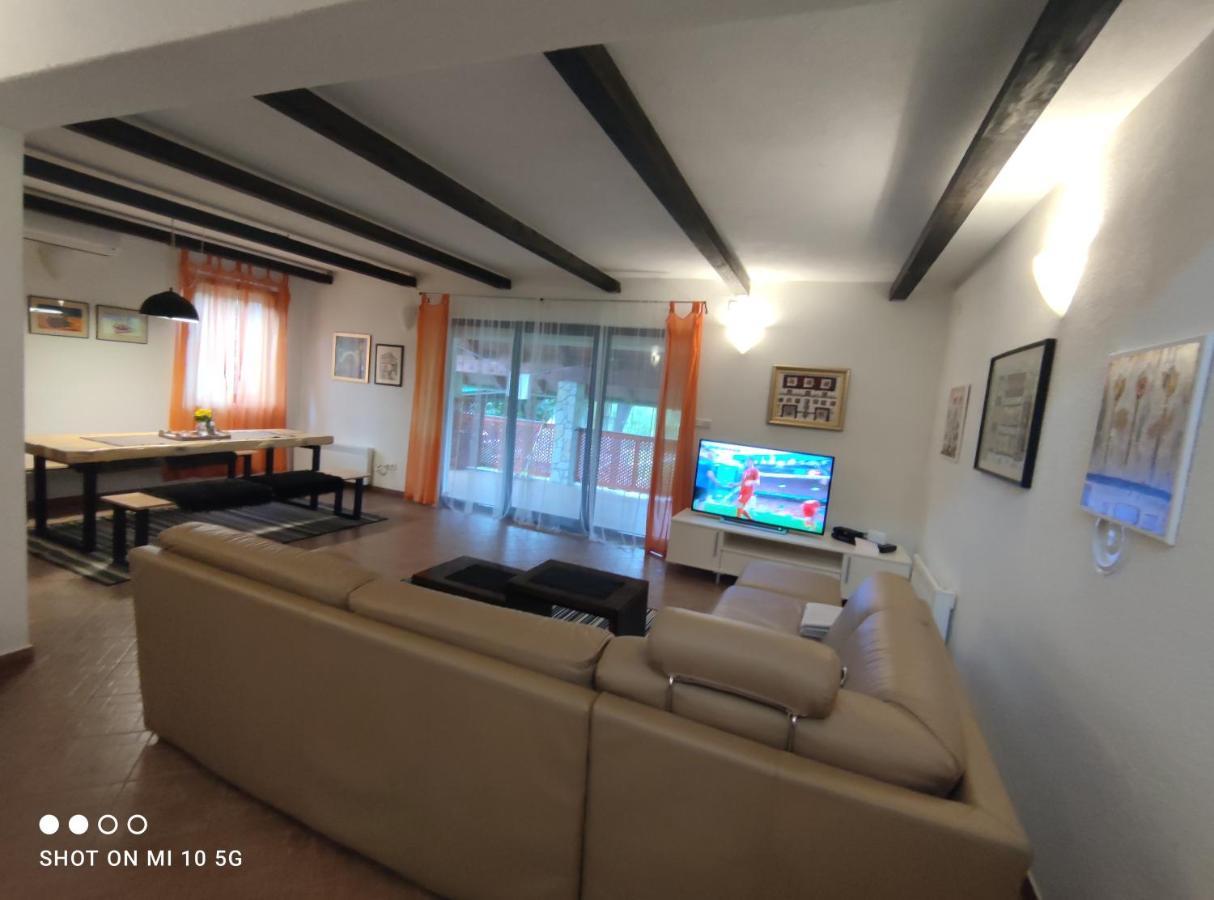 Mila Holiday Home Lohovo Εξωτερικό φωτογραφία