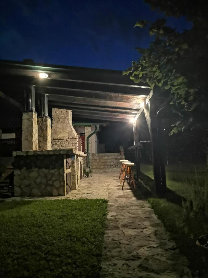 Mila Holiday Home Lohovo Εξωτερικό φωτογραφία